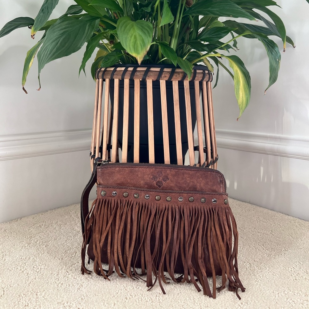 USED Patricia Nash Tassel Cassini